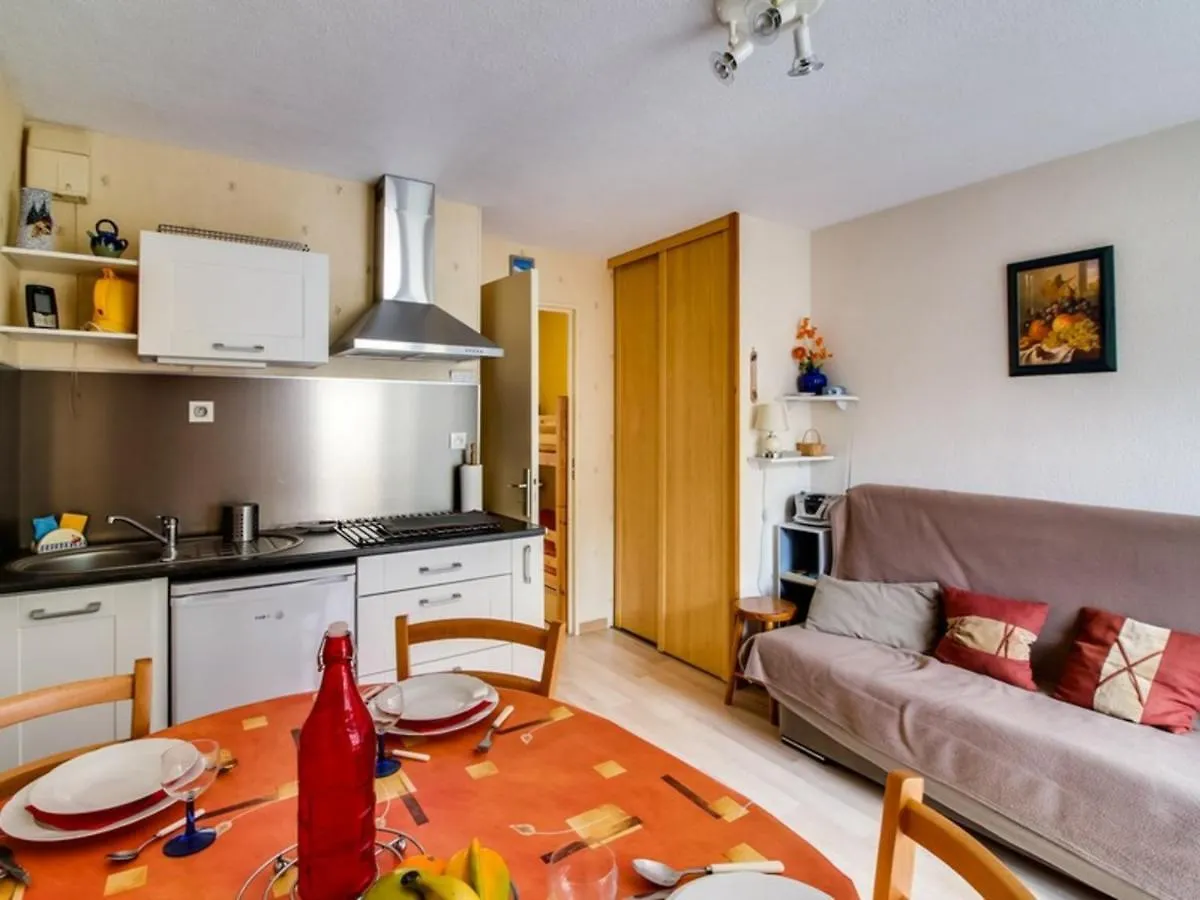 Studio Cabine A Esquieze-Sere Pour 6 Avec Balcon, Vue Montagne Et Parking - Fr-1-402-34
