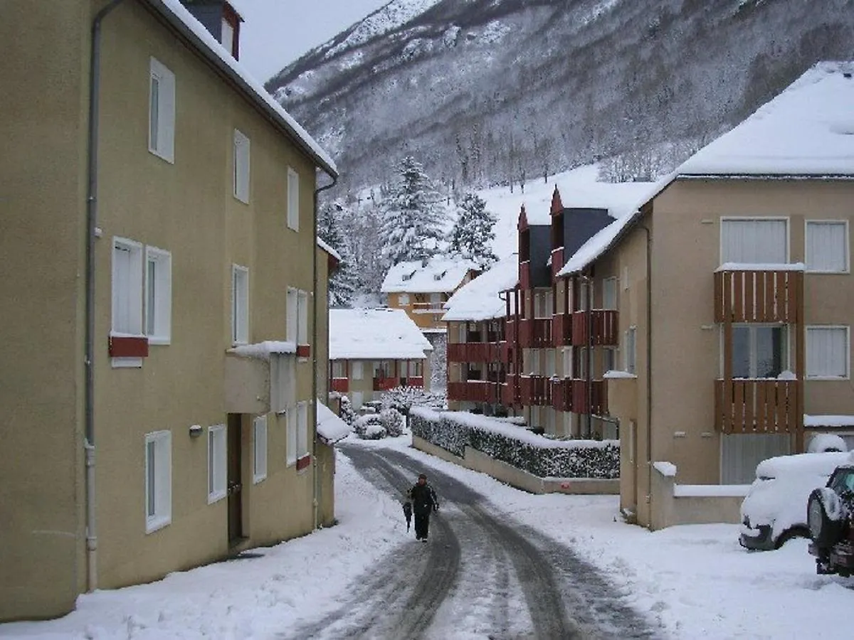 Studio Cabine A Esquieze-Sere Pour 6 Avec Balcon, Vue Montagne Et Parking - Fr-1-402-34 0*,  프랑스